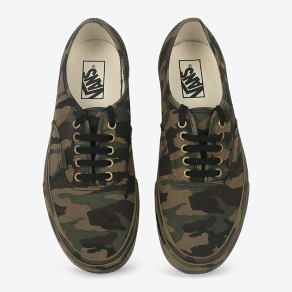 Camouflage Men's Sneakers - Picture 3 of 4
